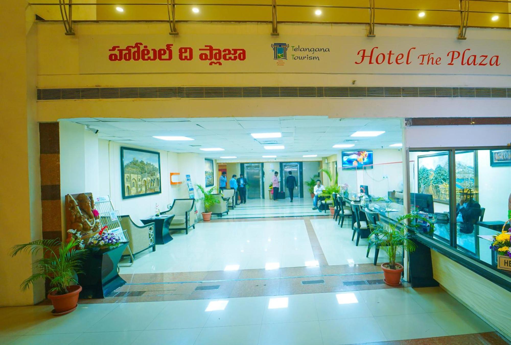 Hotel The Plaza Hyderabad Exterior foto
