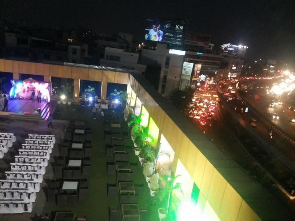 Hotel The Plaza Hyderabad Exterior foto